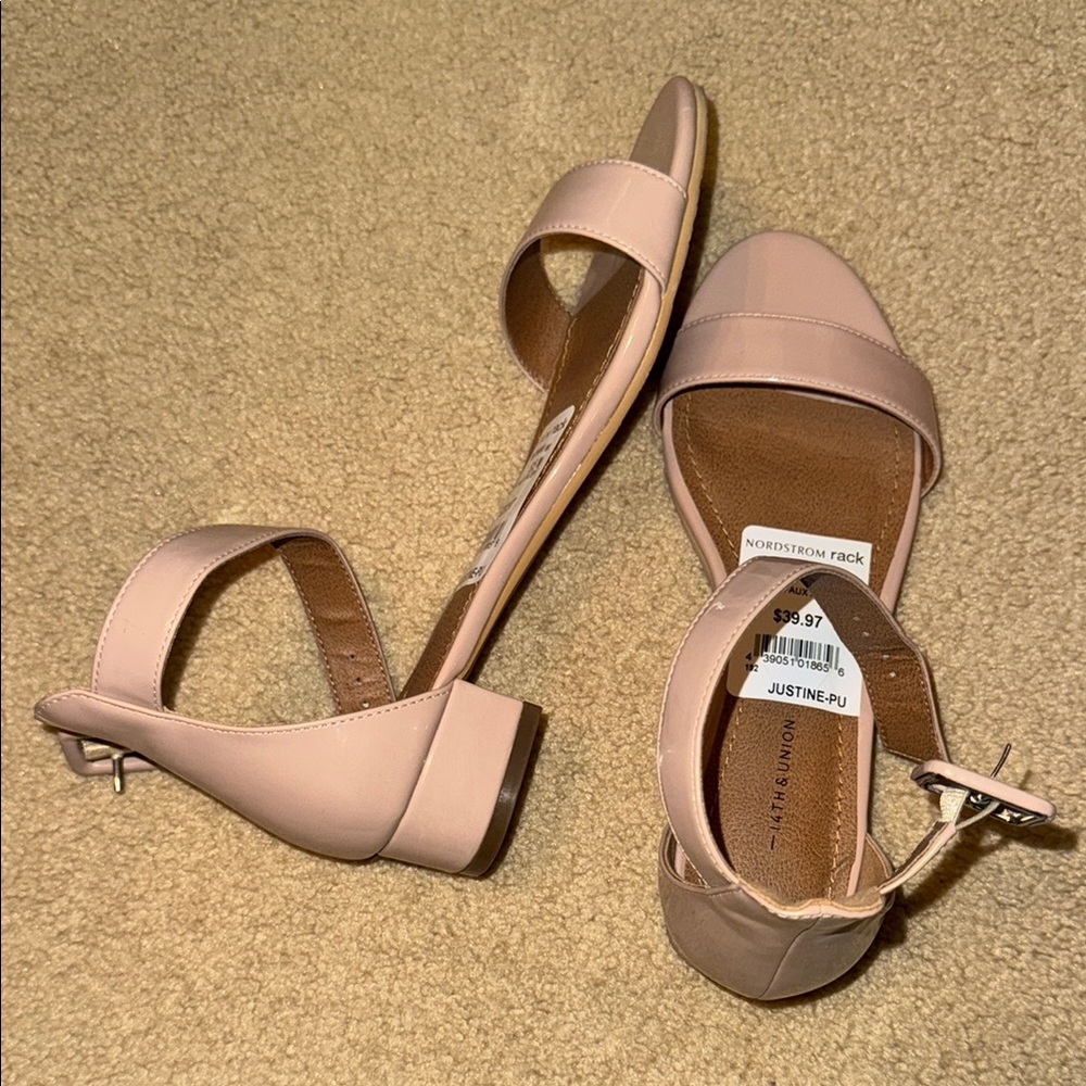 14TH & UNION NUDE FAUX PATENT JUSTINE ANKLE STRAP SANDAL SIZE 5.5